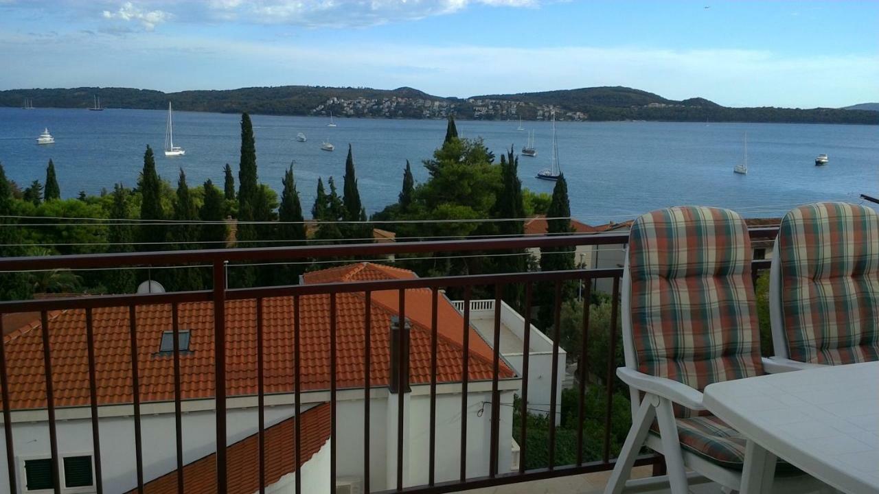 Lambrisa Trogir Exterior foto