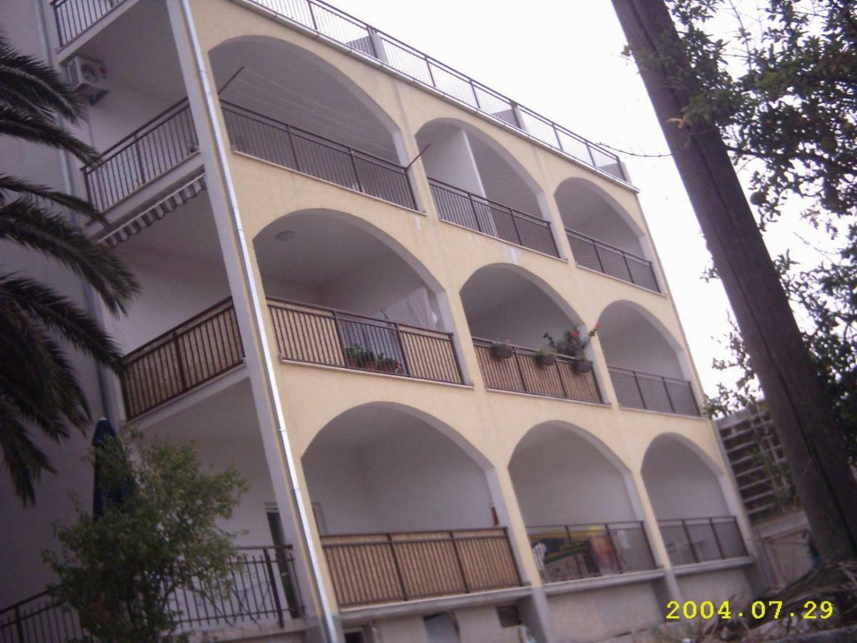 Lambrisa Trogir Exterior foto